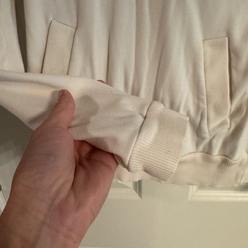Banana Republic Luxe Cream Pullover, Small - Picture 6 of 9